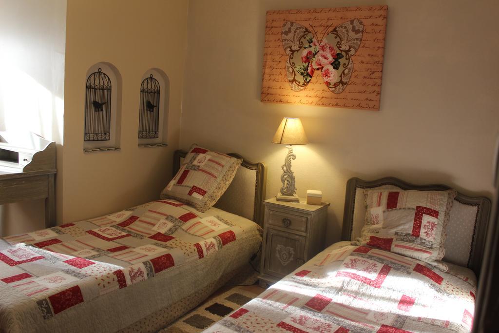 Gites Maisons De Vacances Domaine La Chamade Carpentras Kamer foto