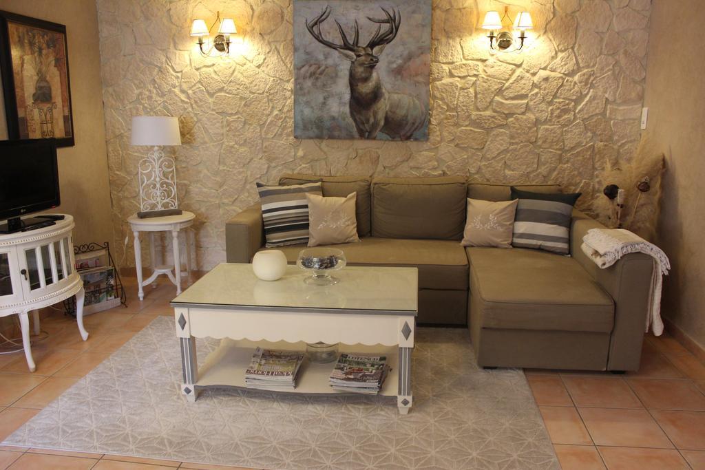 Gites Maisons De Vacances Domaine La Chamade Carpentras Kamer foto