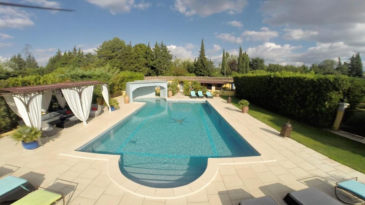 Gites Maisons De Vacances Domaine La Chamade Carpentras Buitenkant foto